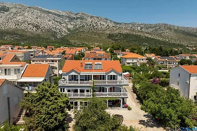Ferienwohnung im zweiten Stock mit Meerblick