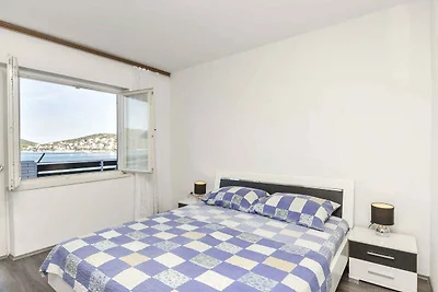 Appartamento Vacanza con famiglia Tisno