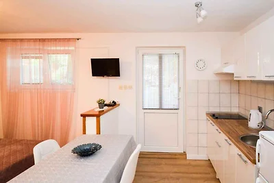 Studio mit Terrasse und Klimaanlage