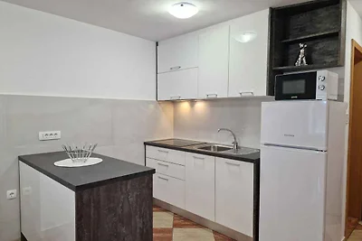 Ferienwohnung mit Klimaanlage und Balkon