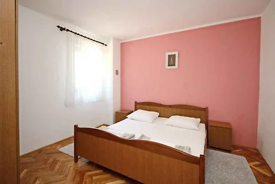 Ferienwohnung mit Balkon und Klimaanlage