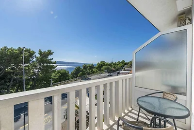 Ferienwohnung mit Balkon und Pool