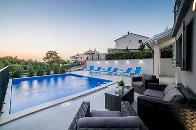 FerienHaus mit Klimaanlage und Aussenpool