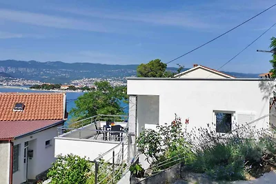 Studio mit Balkon und Klimaanlage