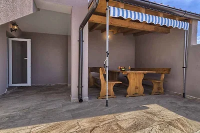 Ferienhaus mit Pool