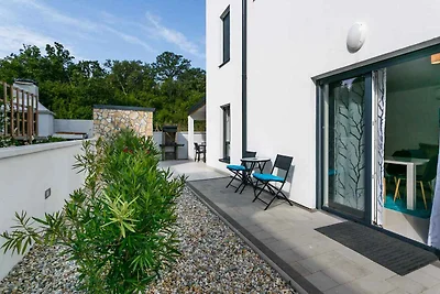Ferienwohnung mit Terrasse und Klimanlage