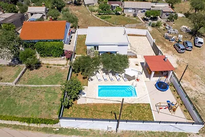 Vakantiehuis Ontspannende vakantie Slivnica