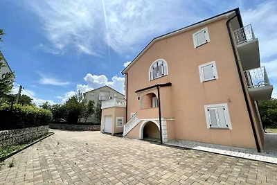 Studio mit Balkon und Klimaanlage