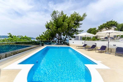 Appartamento Vacanza con famiglia Marina Trogir