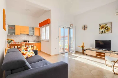 Ferienwohnung mit Klimaanlage und Balkon