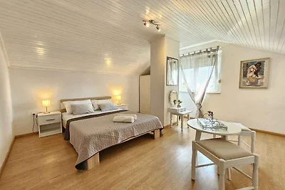Ferienwohnung mit Terrasse und Meersicht