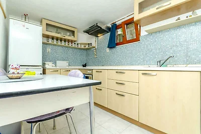 Holiday flat family holiday Okrug Gornji