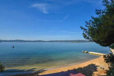 Apartament Dla rodzin Sveti Filip i Jakov