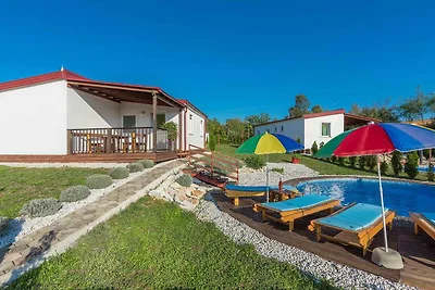 Ferienhaus mit Privatpool