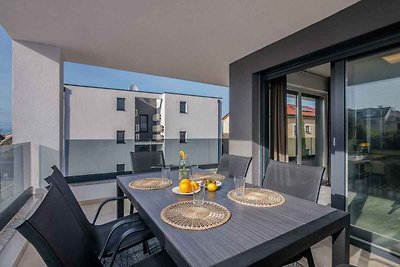 Ferienwohnung mit Terrasse und Klimaanage