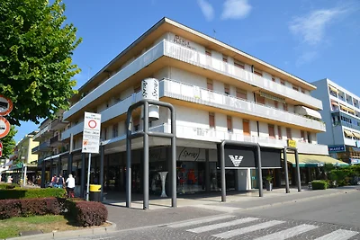 Ferienwohnung mit Klimaanlage und Balkon