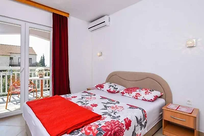 Ferienwohnung im ersten Stock in der Nähe des