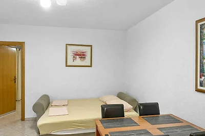 Appartamento Vacanza con famiglia Okrug Gornji