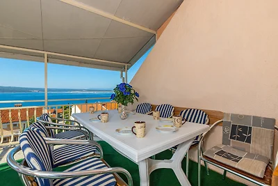 Ferienwohnung mit Meerblick und Klimaanlage