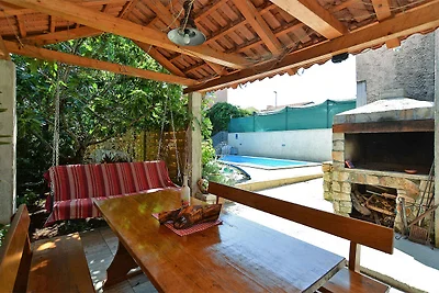 Ferienwohnung mit Pool, Grill und Wlan