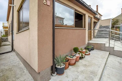 Komfortable Ferienwohnung Ornella mit Meerbli