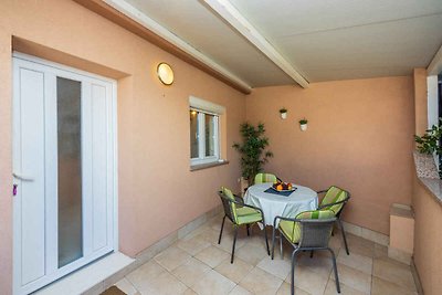 Ferienwohnung mit Terrasse und Klimaanlage