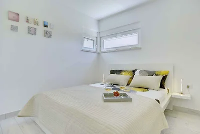 Ferienhaus mit Klimaanlage und Terrasse