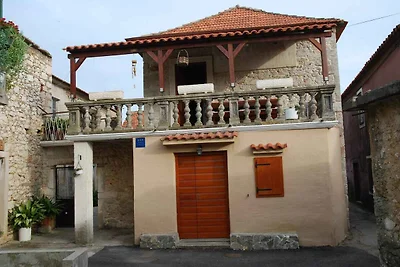 Gemütliche Ferienunterkunft Moskva in Sukošan