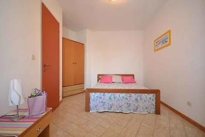 Ferienwohnung mit Klimaanlage und Balkon