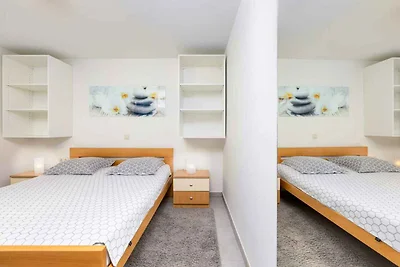 Ferienwohnung mit Terrasse