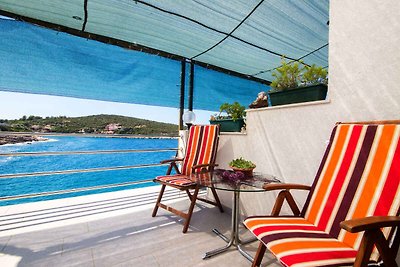 Ferienwohnung mit Terrasse und Meerblick