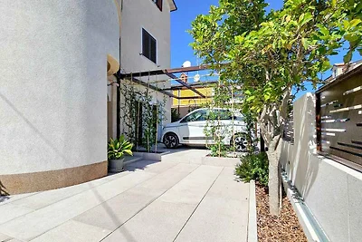 Ferienwohnung mit Terrasse und Grill