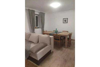 Charmante Ferienwohnung Dalmatika Zaton mit G