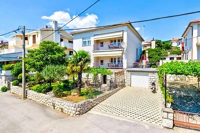 Ferienwohnung mit Balkon und Meerblick