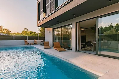 Villa mit Pool