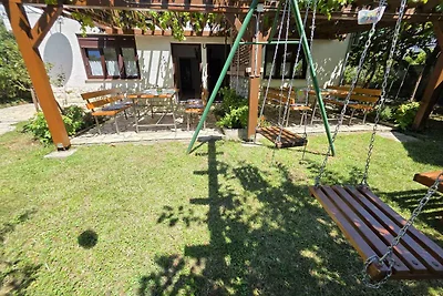 Ferienwohnung mit Montagepool und Grill