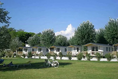 Mobilehome mit Klimaanlage und Terrasse