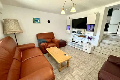Ferienhaus mit Terrace und Grill