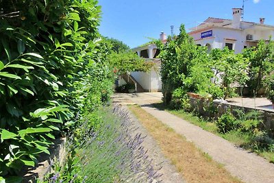 Ferienwohnung mit Terrasse und Klimaanlage