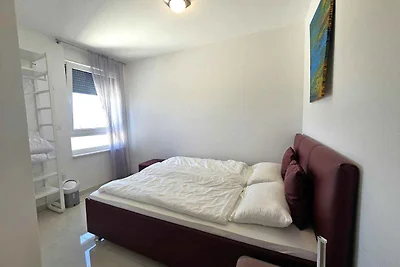 Ferienwohnung modern eingerichtet mit