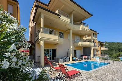 Ferienwohnung mit Klimaanlage und Pool