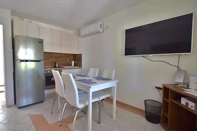 Ferienwohnung mit Terrasse und Klimaanlage