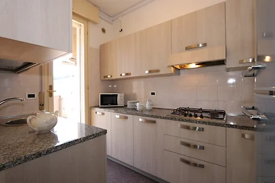 Ferienwohnung mit Klimaanlage und Balkon