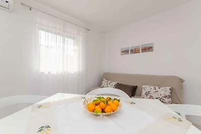 Holiday flat family holiday Okrug Gornji