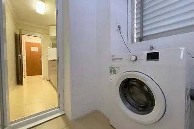 Hotelapartment mit Pool und Klimaanlage
