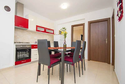 Gemütliche Ferienwohnung nahe Krka mit schöne