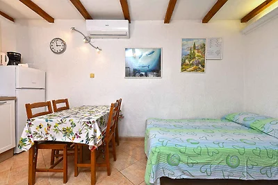 Studio mit Terrasse und Klimaanlage