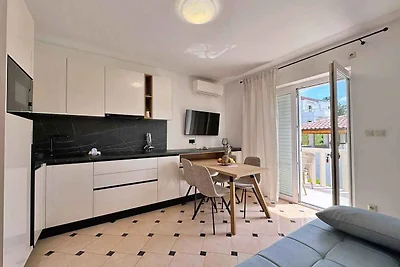 Ferienwohnung 20 m vom Strand und Meerblick