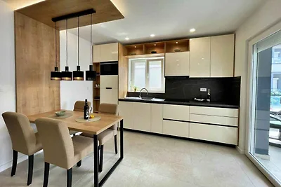 Ferienwohnung mit Terrasse und Klimaanage