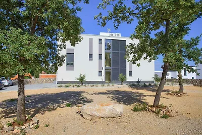 Ferienwohnung im ersten Stock mit Balkon
